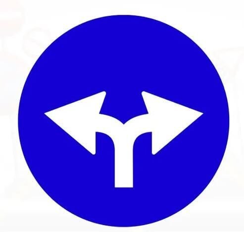 Sağa ve Sola Mecburi Yön Levhası Sağa ve Sola Yön Trafik İşareti TT-35f