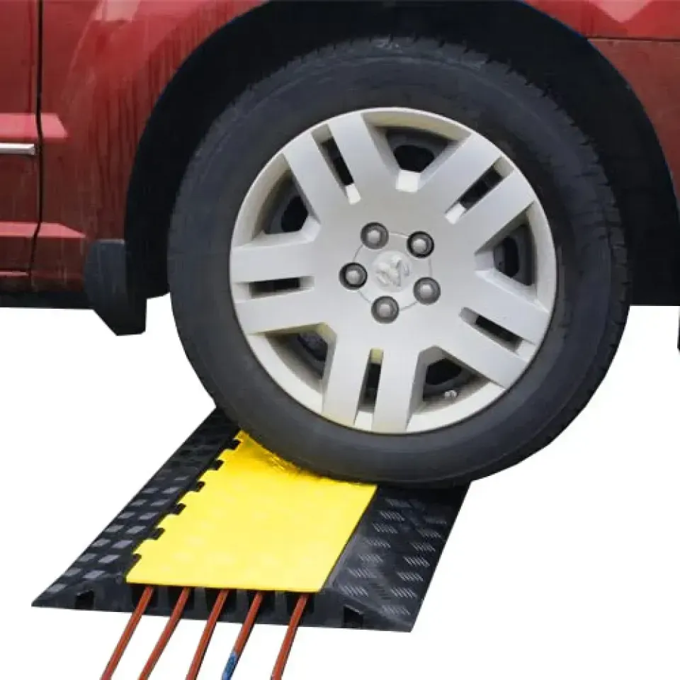 5 Kanallı Kablo Koruma Kasisi Kablo Kanallı  Hortum Koruyucu ,Kasisi Hız Kesici Kauçuk Kasis