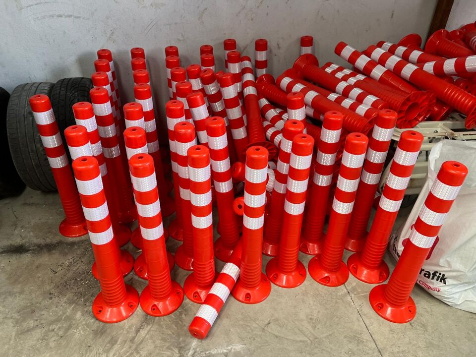 Tabansız Delinatör En Ucuz Delinatör Plastik Otopark Trafik Esnek Delinatör TPE  Şerit Ayırıcı 45 cm  (Turuncu) Ekonomik