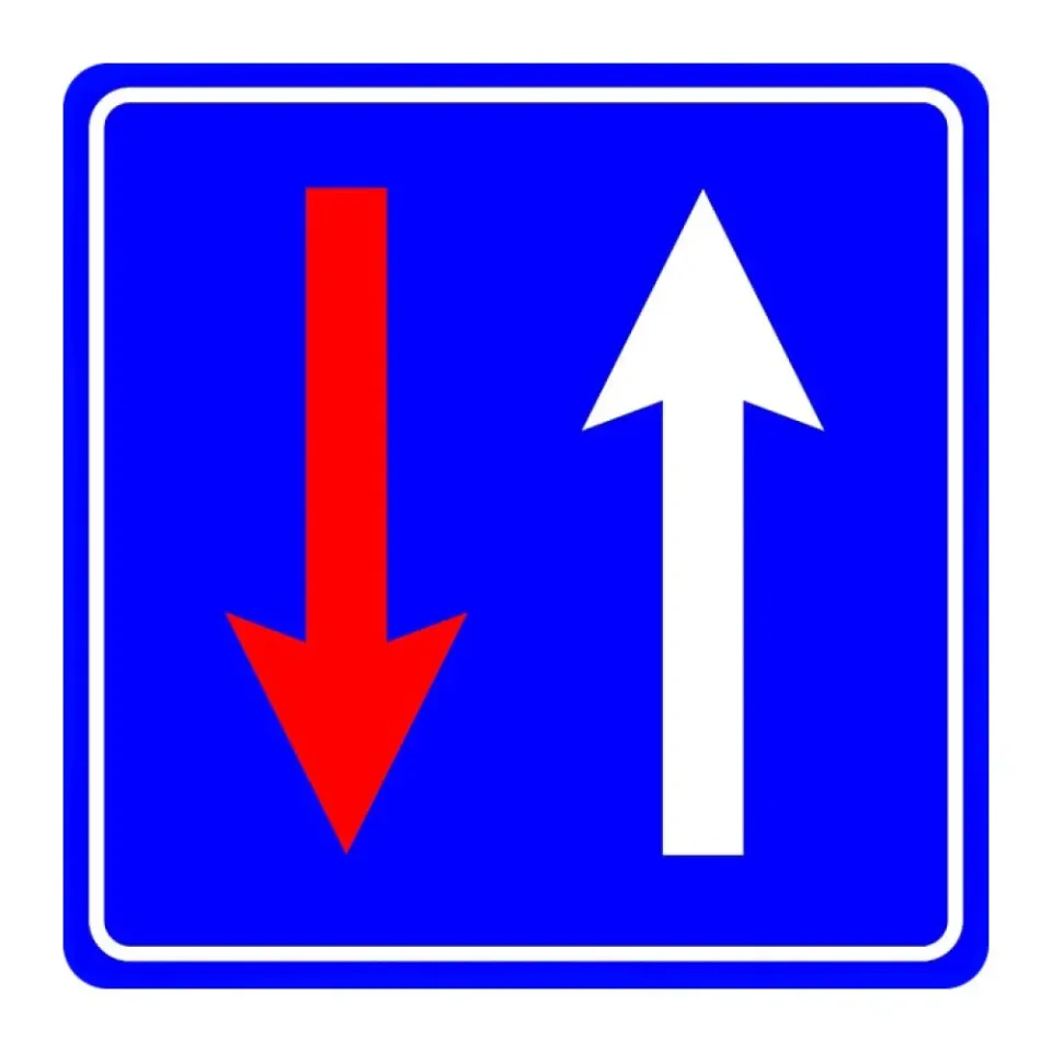 Önceliği Olan Yön Levhası Trafik Bilgi İşareti Önceliği Olan Yön Tabelası