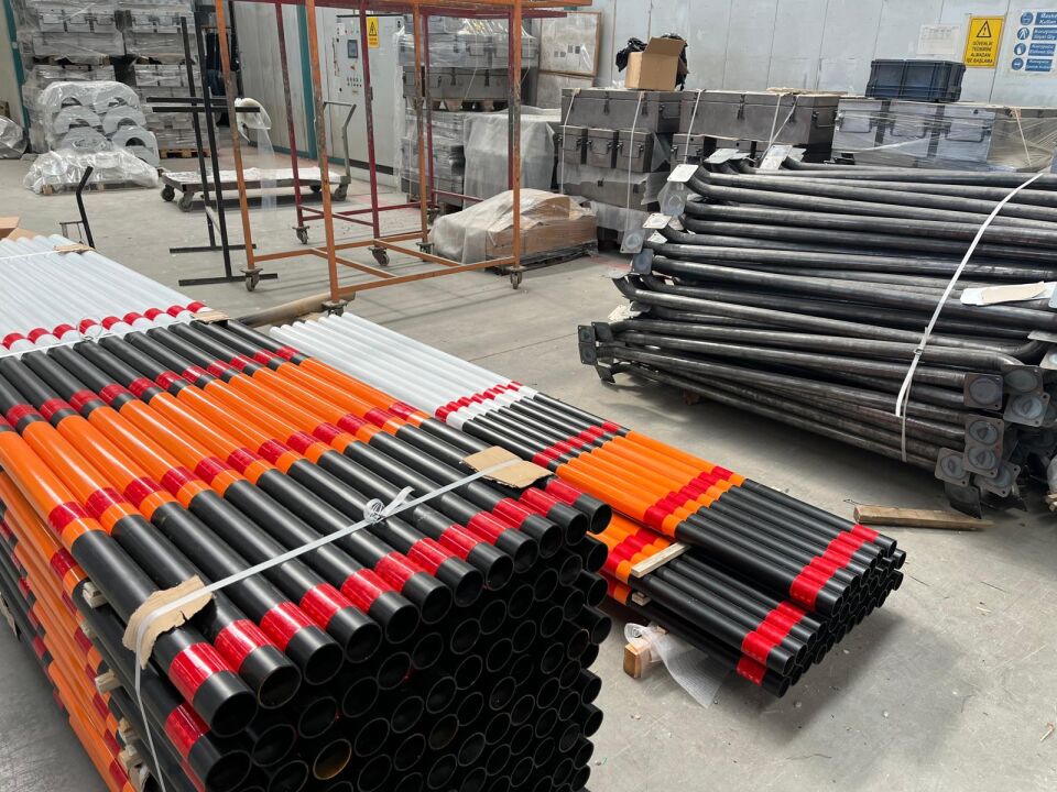 Kar Direği Fiyat Yol Kenar Dikmesi Demir Karayolları Yol Kar Direği Üretimi 3 Metre 2mm